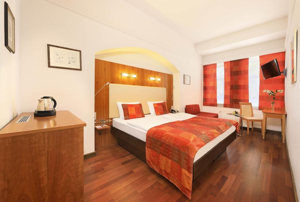 Ametyst Hotel Praha Ngoại thất bức ảnh