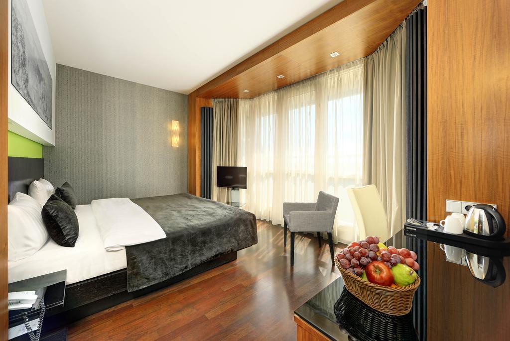 Ametyst Hotel Praha Ngoại thất bức ảnh